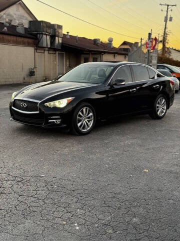 2015 Infiniti Q50 Premium