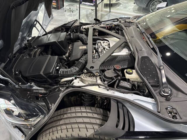 2019 Aston Martin DB11 V8