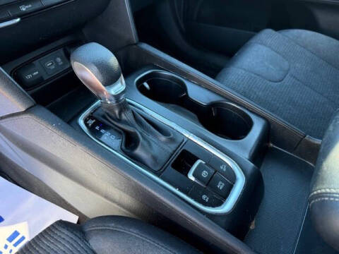 2019 Hyundai Santa Fe SE 2.4L