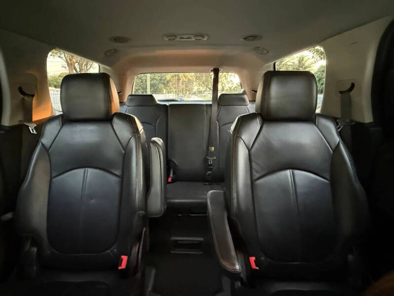 2016 GMC Acadia SLT-1