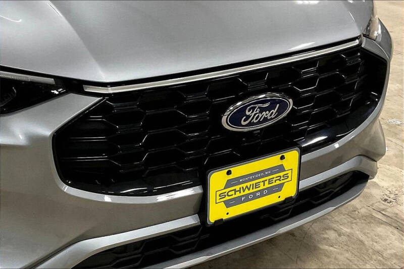 2023 Ford Escape ST-Line Elite