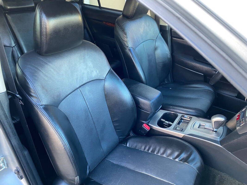 2012 Subaru Outback 2.5i Limited