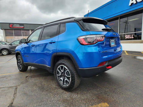 2025 Jeep Compass Trailhawk