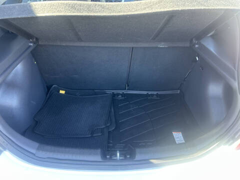 2012 Hyundai Accent SE