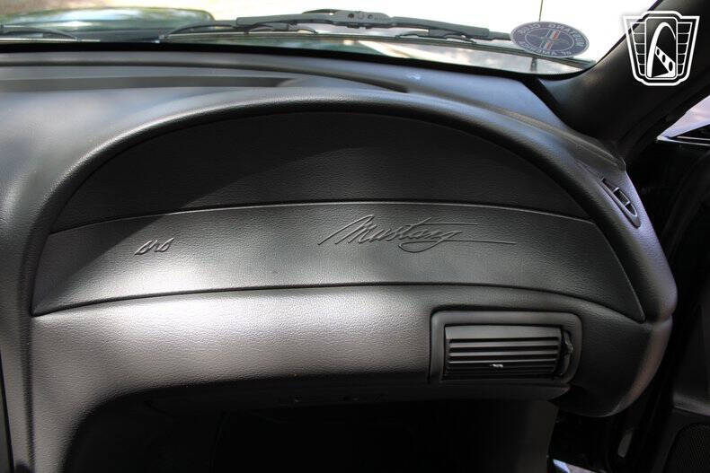 2001 Ford Mustang