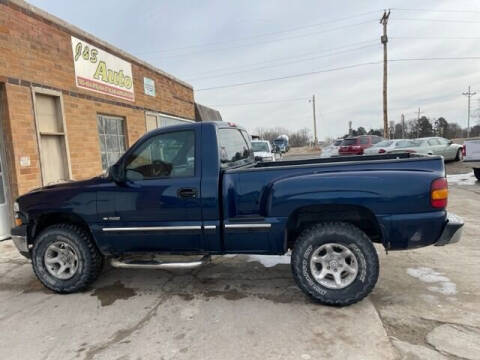2002 Chevrolet Silverado 1500 for sale at J & S Auto in Downs KS