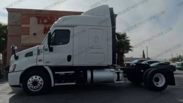 2014 Freightliner Cascadia