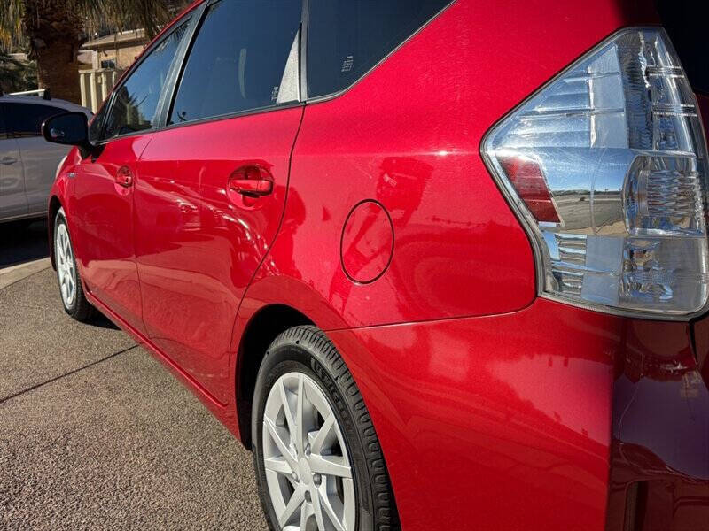 2012 Toyota Prius v Two