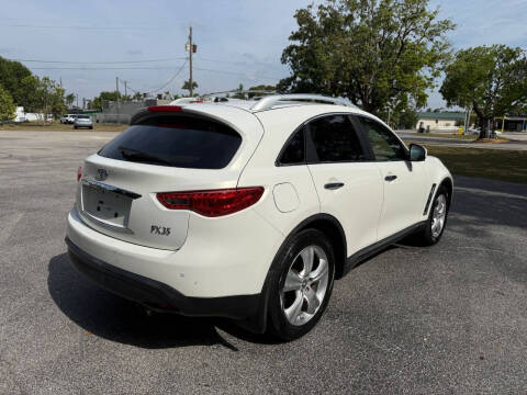 2011 Infiniti FX35