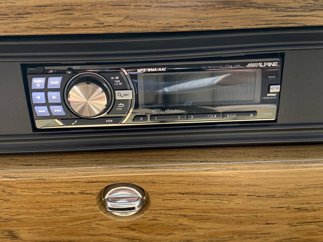1989 Jeep Grand Wagoneer 34
