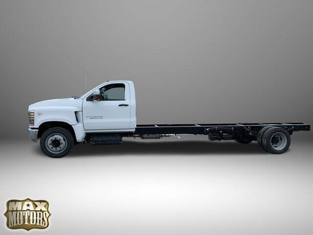 2023 Chevrolet Silverado 6500HD