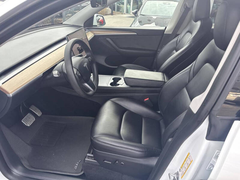 2023 Tesla Model Y Long Range