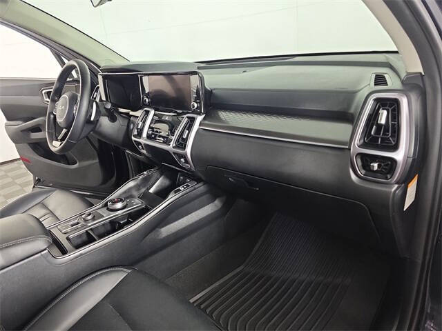 2022 Kia Sorento Hybrid EX