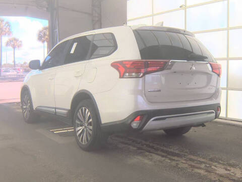 2019 Mitsubishi Outlander ES