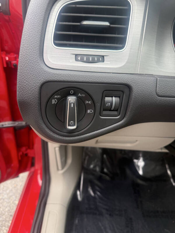 2015 Volkswagen Golf TSI SE