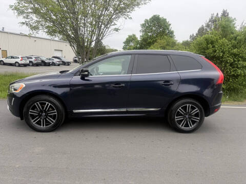 2017 Volvo XC60 T5 Dynamic