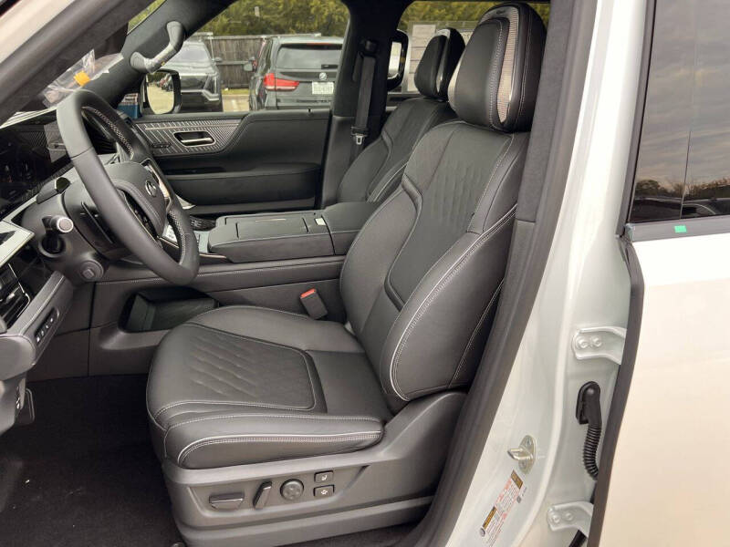 2026 Infiniti QX80 Autograph