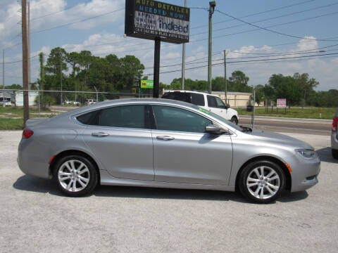 2015 Chrysler 200 for sale at Checkered Flag Auto Sales in Lakeland FL