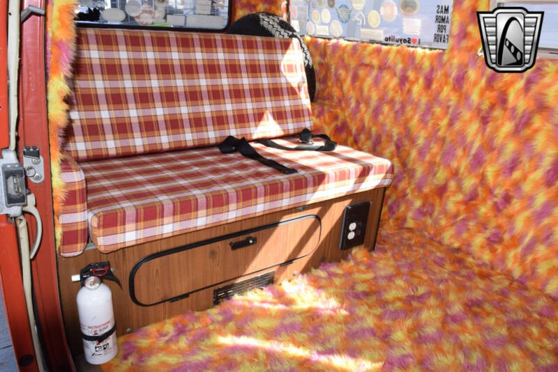 1974 Volkswagen Westfalia