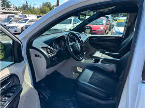 2020 Dodge Grand Caravan SXT