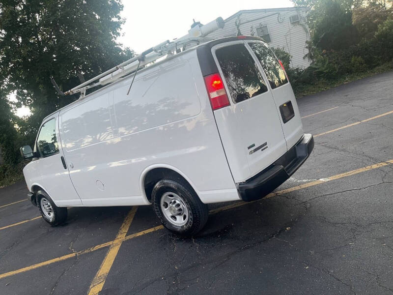 2011 Chevrolet Express 2500