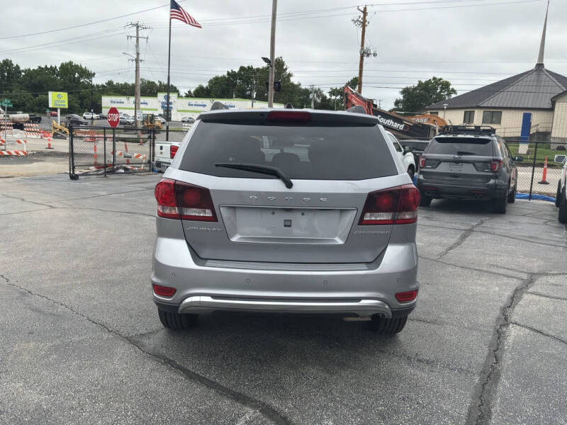 2020 Dodge Journey Crossroad