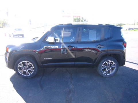2017 Jeep Renegade for sale at Auto Shoppe in Mitchell SD
