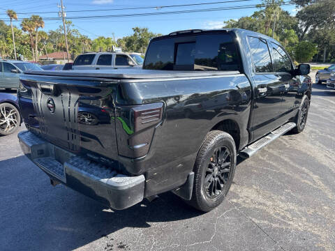 2018 Nissan Titan SV