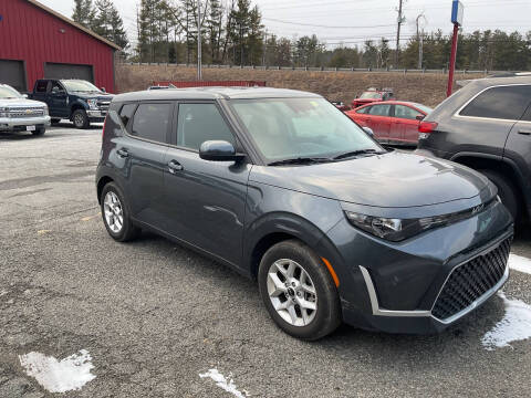 2024 Kia Soul for sale at Route 102 Auto Sales  and Service - Route 102 Auto Sales and Service in Lee MA