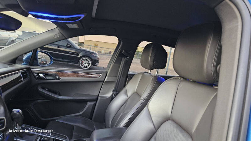 2015 Porsche Macan S