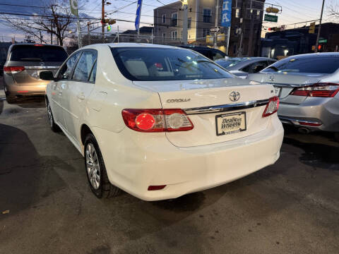 2012 Toyota Corolla LE