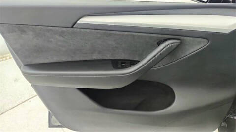 2024 Tesla Model Y Performance