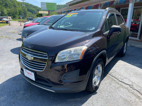 2015 Chevrolet Trax for sale at PIONEER USED AUTOS & RV SALES in Lavalette WV