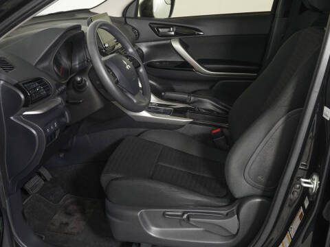 2025 Mitsubishi Eclipse Cross LE