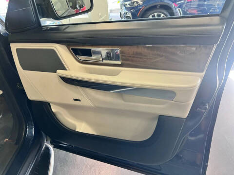 2013 Land Rover Range Rover Sport HSE LUX