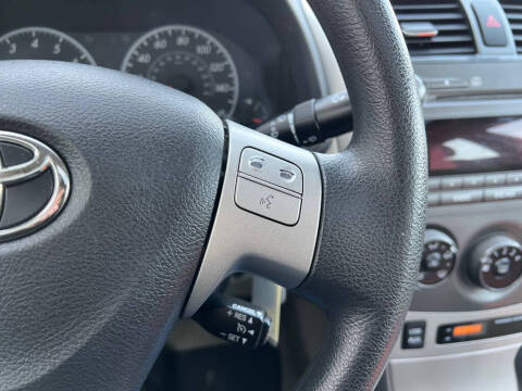 2011 Toyota Corolla LE