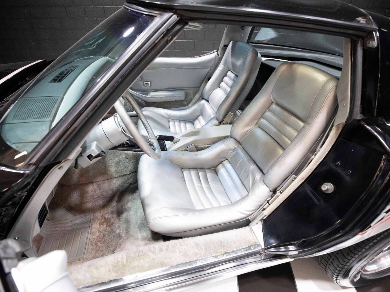 1978 Chevrolet Corvette 35