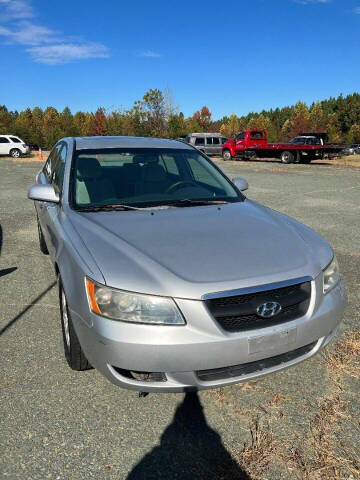 1999 Hyundai Elantra for sale at Lighthouse Truck and Auto LLC in Dillwyn VA