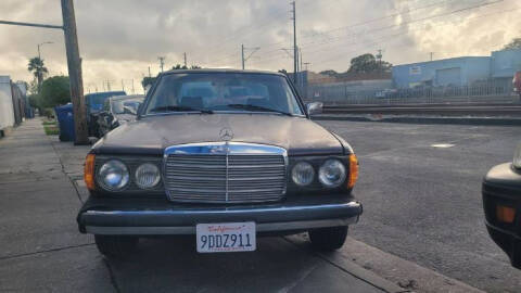 1980 Mercedes-Benz 300-Class