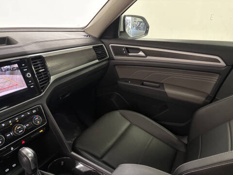 2023 Volkswagen Atlas V6 SE