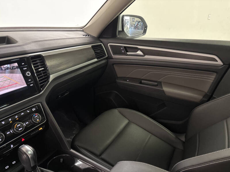 2023 Volkswagen Atlas V6 SE