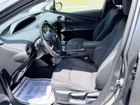 2016 Toyota Prius Two