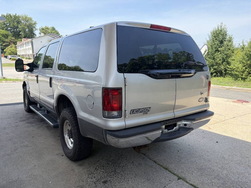 2003 Ford Excursion XLT