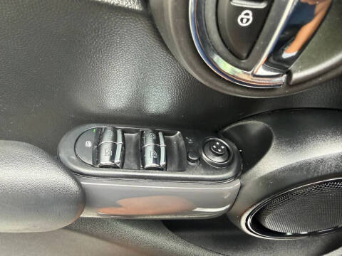 2018 MINI Hardtop 4 Door Cooper