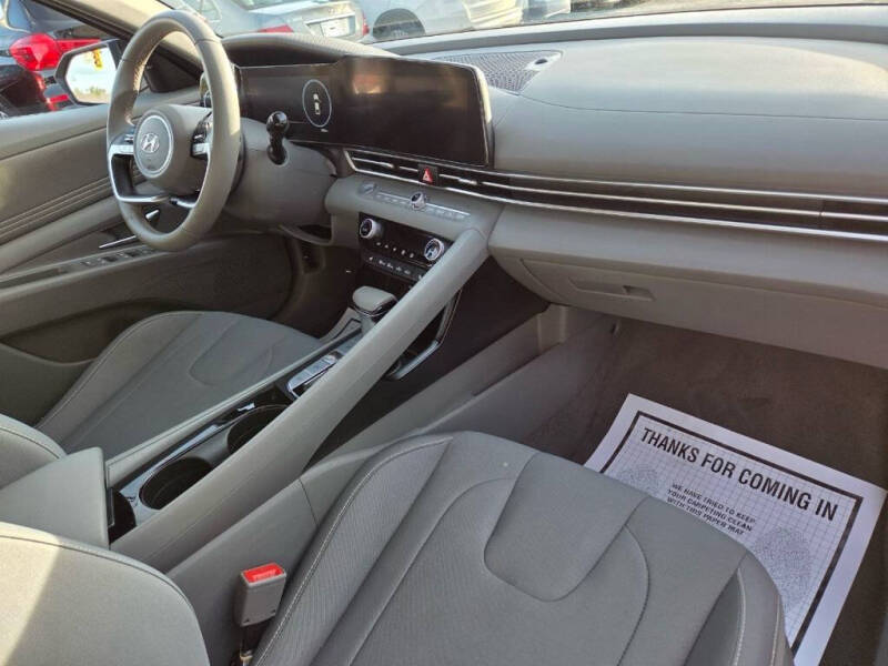 2023 Hyundai Elantra