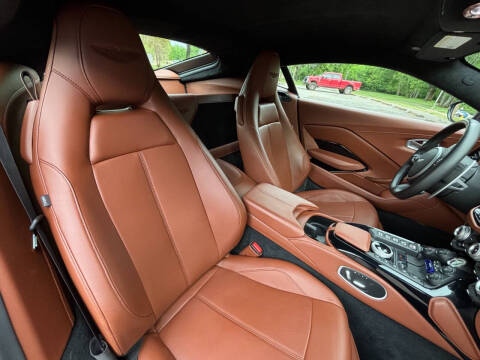 2020 Aston Martin Vantage