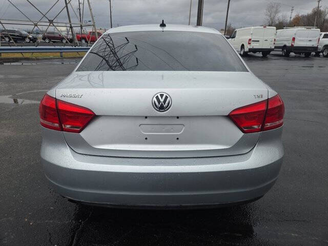 2015 Volkswagen Passat 1.8T Wolfsburg Edition