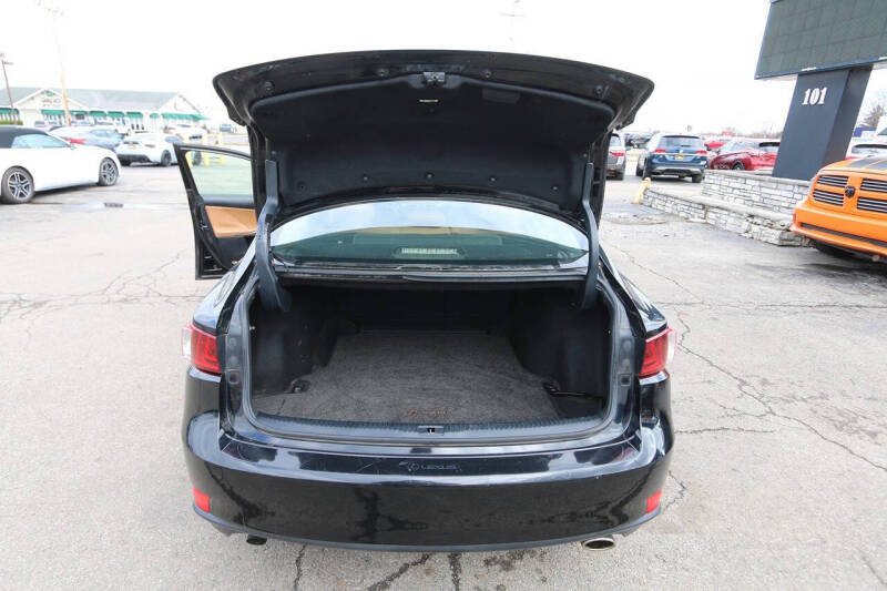 2016 Lexus IS 200t
