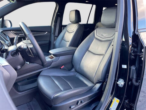 2025 Cadillac XT6 Sport