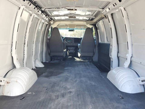 2023 Chevrolet Express 2500